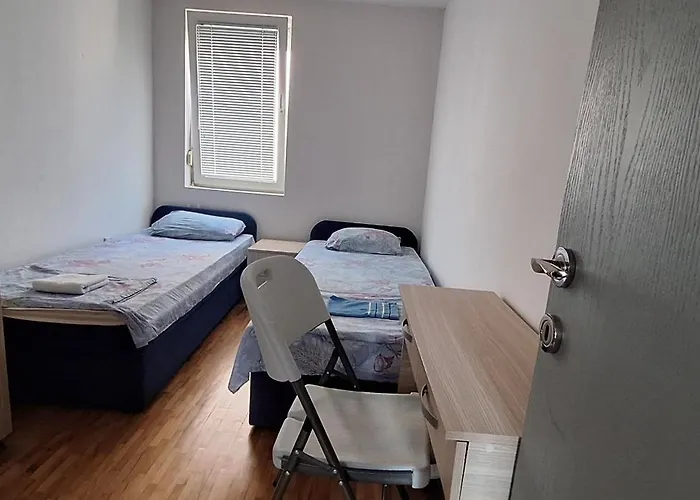 Newly Two Bedroom Apartment Skopje